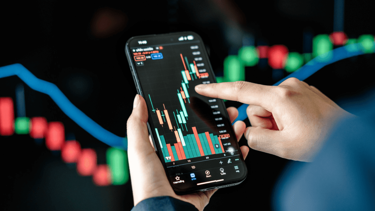 Nieuwe cryptomunt schiet 40% omhoog en stormt Bitvavo-top binnen Stijgende koers op mobiel