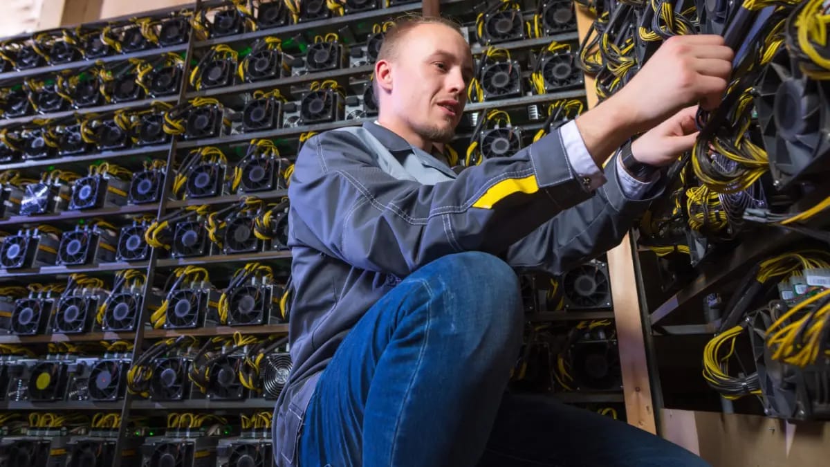 Deze bedrijven verkochten €1,5 miljard aan bitcoin maar situatie verbetert