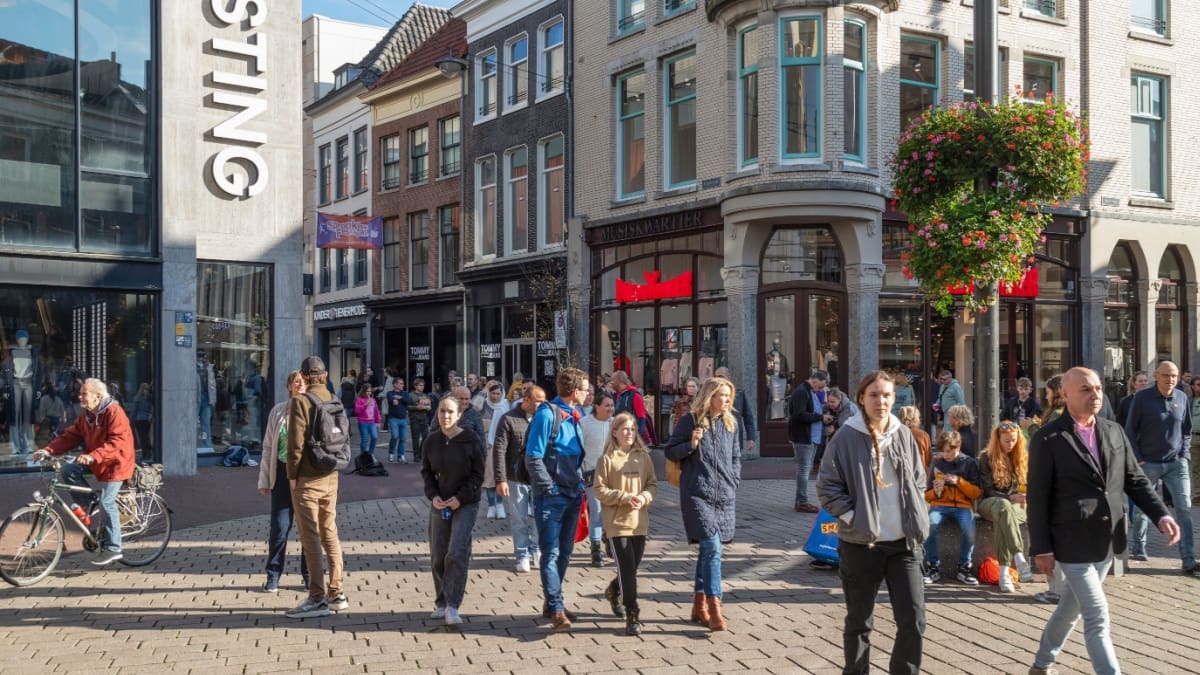 Nederlandse economie groeit door hogere uitgaven huishoudens en overheid