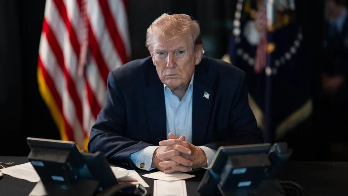 President Donald Trump houdt operatie Epic Fury in de gaten