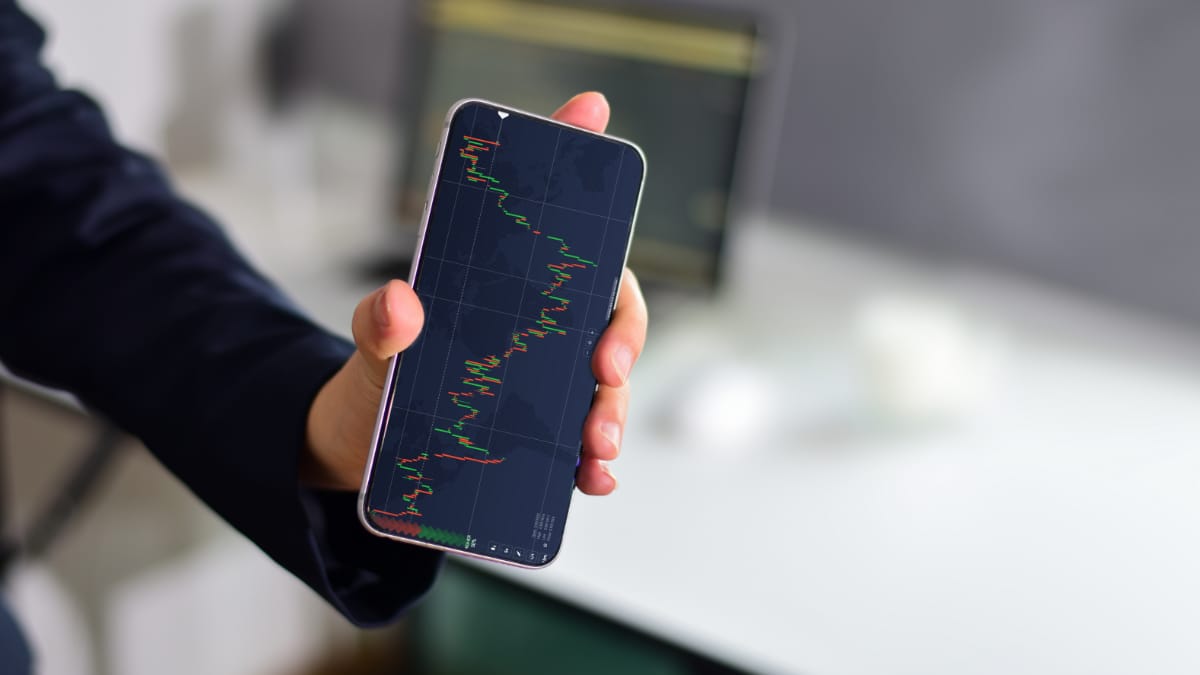 Robot verslaat bitcoin in test en toont 95% winst door ‘niks te doen’