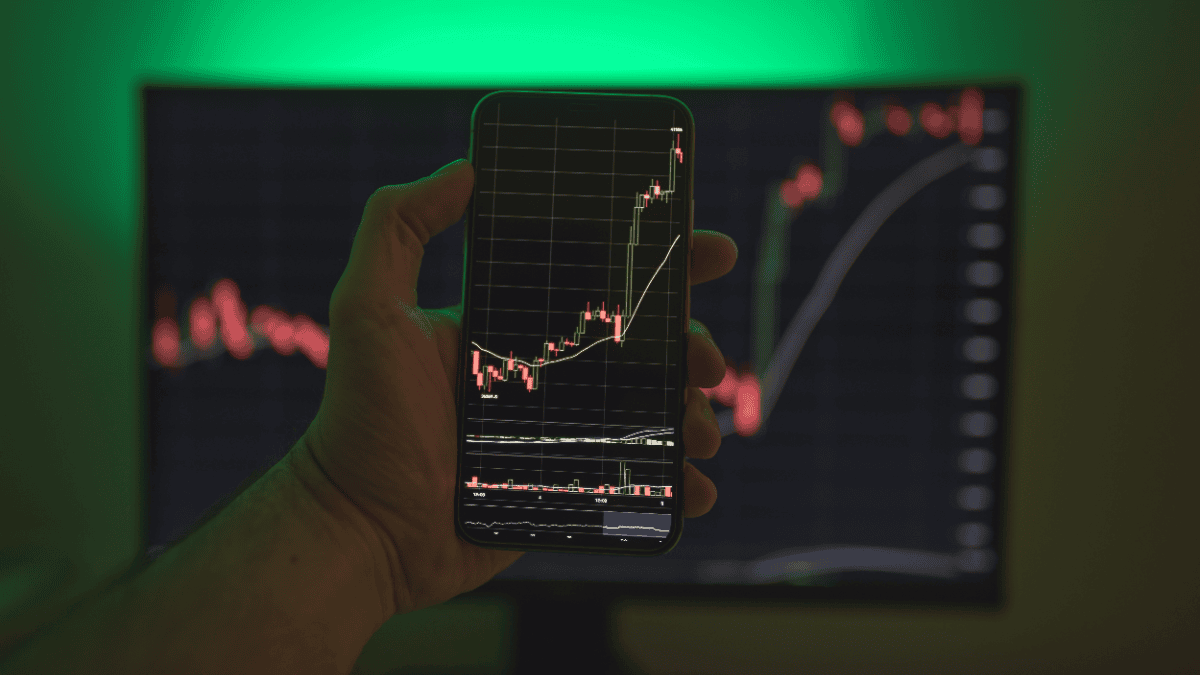 Drie onbekende crypto’s op Bitvavo knallen tot 480% omhoog door koopgekte