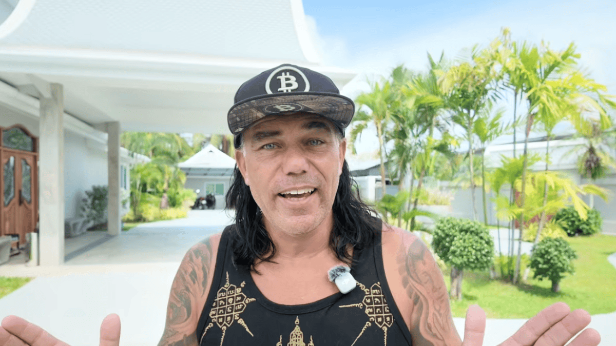 Didi Taihuttu waarschuwt bitcoinbeleggers: ‘Het is nog niet voorbij’ Didi-Taihuttu-in-video