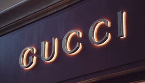 Gucci-apecoin-betalingen Gucci eerste grote merk dat apecoin (APE) als betaalmiddel accepteert
