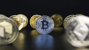 crypto-nieuws-overzicht-bitcoin-ethereum Bitcoin gaat zijwaarts het weekend in, maar deze crypto stijgt 150%