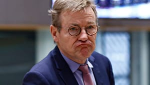 Belgie-minister-johan-van-overtveldt Voormalig minister van Financiën België wil crypto verbod