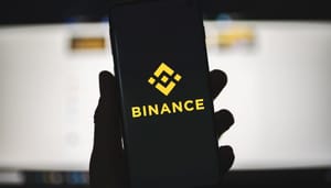 Binance-reuters-klant-tegoeden Binance mengde 2 jaar lang geld klanten met eigen omzet