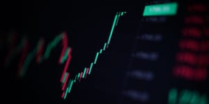 Bitcoin-koers-volatiliteit-stijgt BTC a la mitad: ¿primera caÃda del precio antes de una gran subida?