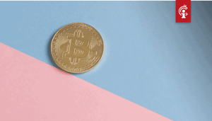 Bitcoin_BTC_koers_nog_altijd_binnen_opwaartse_driehoek_litecoin_LTC_de_enige_top_10_stijger Bitcoin (BTC) koers nog altijd binnen opwaartse driehoek, litecoin (LTC) de enige top 10 stijger