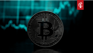 Bitcoin (BTC) zijwaarts boven $10.700, maar vormt mogelijk bearish signaal
