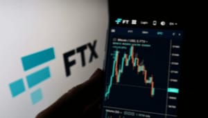 FTX-Robinhood-Investering De CEO van crypto exchange FTX, Sam Bankman-Fried, heeft deze week een enorme investering gedaan. Die investering deed hij in het in de Verenigde Staten bekende handelsplatform Robinhood. Bankman-Friend noemt het "een aantrekkelijke investering."