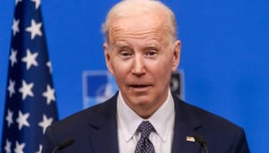 President-biden Fundador de Cardano furioso por el nuevo informe anti-cryptos de Biden