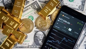 Shutterstock_1918693571-1 Eeuwenoude vraag: Bitcoin of goud? Waarom je beide in je portfolio wil hebben