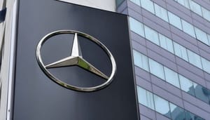Shutterstock_405340483 Mercedes lanceert NFT collectie samen met Nederlandse kunstenaar