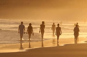 beachpeople-1 Discord_haalt_plannen_voor_Ethereum_ETH_integratie_van_tafel_na_felle_kritiek_uit_de_community