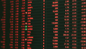 bitcoin-aandelen-crash-correctie-bloomberg Bitcoin krijgt ‘oude vorm’ terug na correctie aandelen, aldus Bloomberg analist
