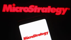 bitcoins-microstrategy-groen 140.000 bitcoins van MicroStrategy staan na stijging weer in het groen