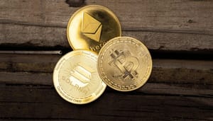 btc-eth-sol Bitcoin stagneert, Ethereum whales slaan in, Solana stijgt fors