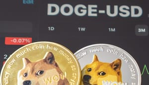 dogecoin-crypto-rewind Crypto Rewind 30: Dogecoin koers stijgt, Binance weg uit Duitsland