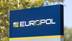Europol pakt 15 crypto oplichters op, neemt $1 miljoen in beslag