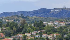 hollywood-bord-XDB XDB koers-analyse: Samenwerking met Hollywood zorgt voor stijging