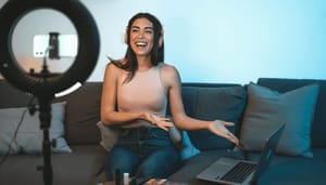influencer Van TikTok naar geld: zoveel views heb je nodig voor een minimumloon