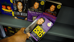 kiyosaki ¿Se hundirán más bancos? El escritor de "Padre rico" cree que sí