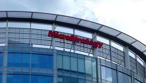 microstrategy-bitcoin-kopen MicroStrategy koopt weer enorme berg bitcoin, wie bezit nu meeste BTC?