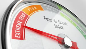 Shutterstock_2200368529 Bitcoin sentiment dicht bij dieptepunt, trendommekeer op komst?
