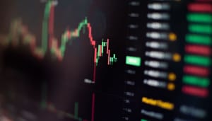 Bitcoin koers overstijgt $42.000, solana daalt hard Bitcoin koers overstijgt $42.000, solana daalt hard