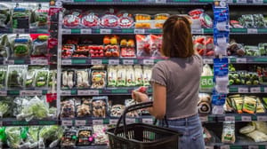 Foto van vrouw in supermarkt