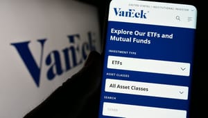 VanEck-crypto-bitcoin-ETF Strijd om 'goedkoopste' bitcoin ETF laait op, door actie VanEck