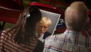 trump-foto-bitcoin-event Bitcoin speech Trump blijkt lucratief, '$60.000 voor een foto'