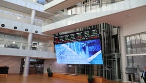 Ethereum ETF's eerste wekelijkse instroom Ethereum ETF’s bereiken grote mijlpaal met eerste wekelijkse instroom