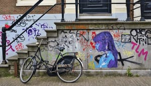 Vrouw (26) ontving €2,5 miljoen in crypto, twijfelt over onverwacht fortuin Vrouw (26) ontving €2,5 miljoen in crypto, twijfelt over onverwacht fortuin