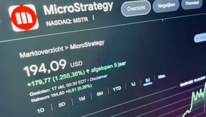 microstrategy-aandelen-prijs-bitcoin Bitcoin laat aandelen softwarebedrijf met 1500% exploderen