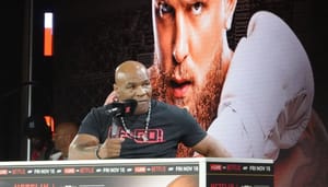 mike-tyson-bokser-jake-paul Dit verdienen Mike Tyson en Jake Paul vanavond tijdens de bokswedstrijd