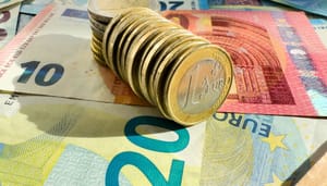 Zo bespaar je duizenden euro's zonder je levensstijl om te gooien Zo bespaar je duizenden euro's zonder je levensstijl om te gooien