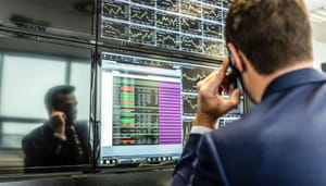 Bitcoin bei 103K – ETFs, DeFi & die Reife des Kryptomarkts Bitcoin bei 103K – ETFs, DeFi & die Reife des Kryptomarkts