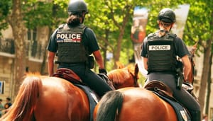 Politie Frankrijk Cryptobende slaat opnieuw toe: tiende brute ontvoering in Frankrijk