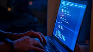 Waarschuwing: Nieuw computervirus leegt je crypto-portemonnee