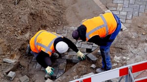 Shutterstock_2162581647 Miljarden aan toeslagen op de schop – zo willen partijen werken belonen