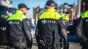 Shutterstock_1903308592 AI-grap op TikTok zorgt voor chaos en politie-invallen