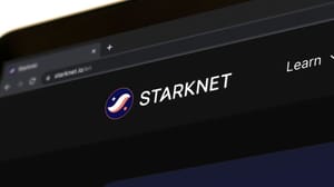 Een afbeelding van de website van cryptomunt Starknet Terwijl de markt daalt, schiet cryptomunt Starknet met 113% omhoog
