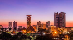 Een afbeelding van een skyline van Nairobi, de hoofdstad van Kenia, een toonaangevend land van Sub-Sahara Afrika Een afbeelding van een skyline van Nairobi, de hoofdstad van Kenia, een toonaangevend land van Sub-Sahara Afrika