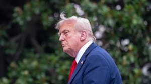 Trump van zijkant