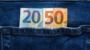 Geld (1) Wat levert je €3000 eindejaarsbonus in 2050 op als je spaart of belegt?