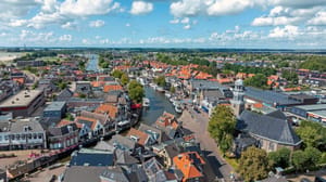 nederland-gemeentebelastingen-omhoog Gemeentebelastingen omhoog: Nederlandse huishoudens door €1.000-grens in 2026