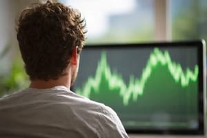 DOGE-koers Dogecoin geen 'zeldzame Pokémonkaart' volgens makers, toch +234% met bot