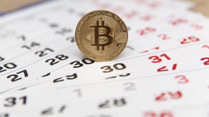 Shutterstock_2140816455 Bitcoin boekt historische maandverliezen: is een ommekeer in zicht?